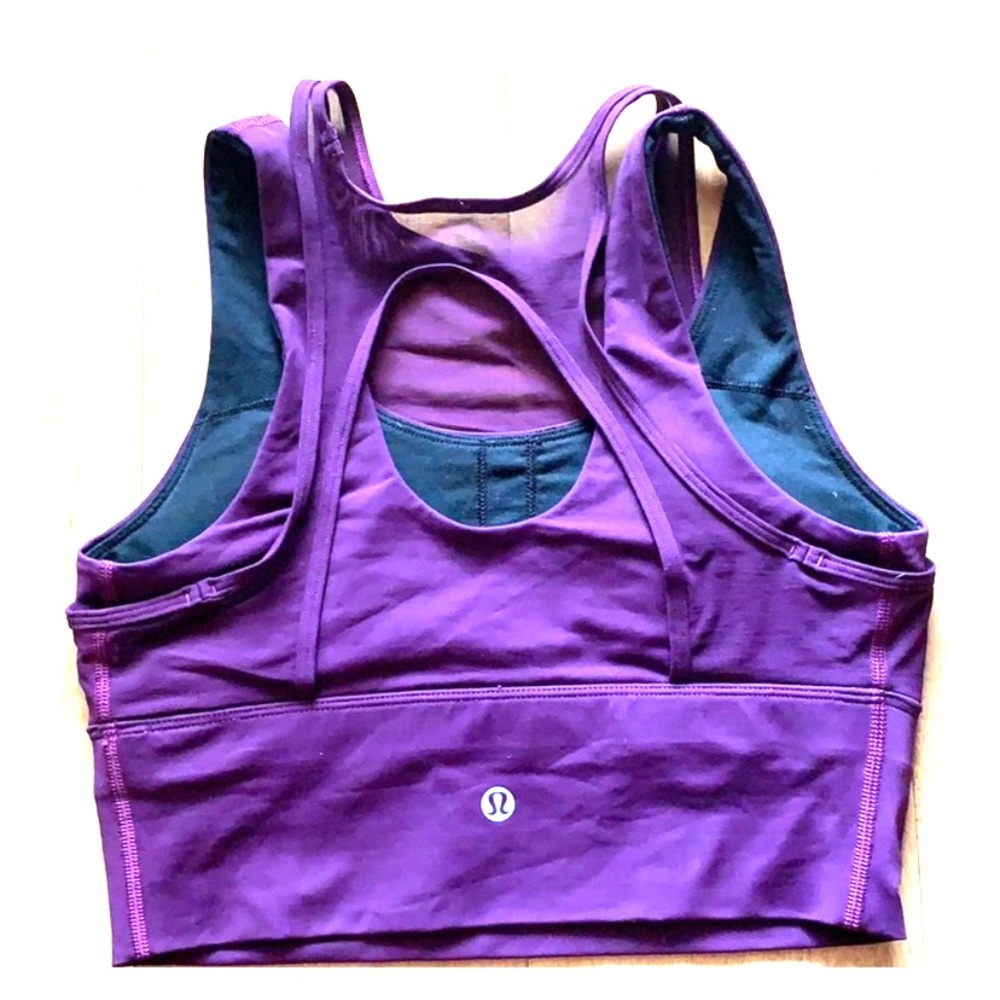 Lululemon high neck sports bra